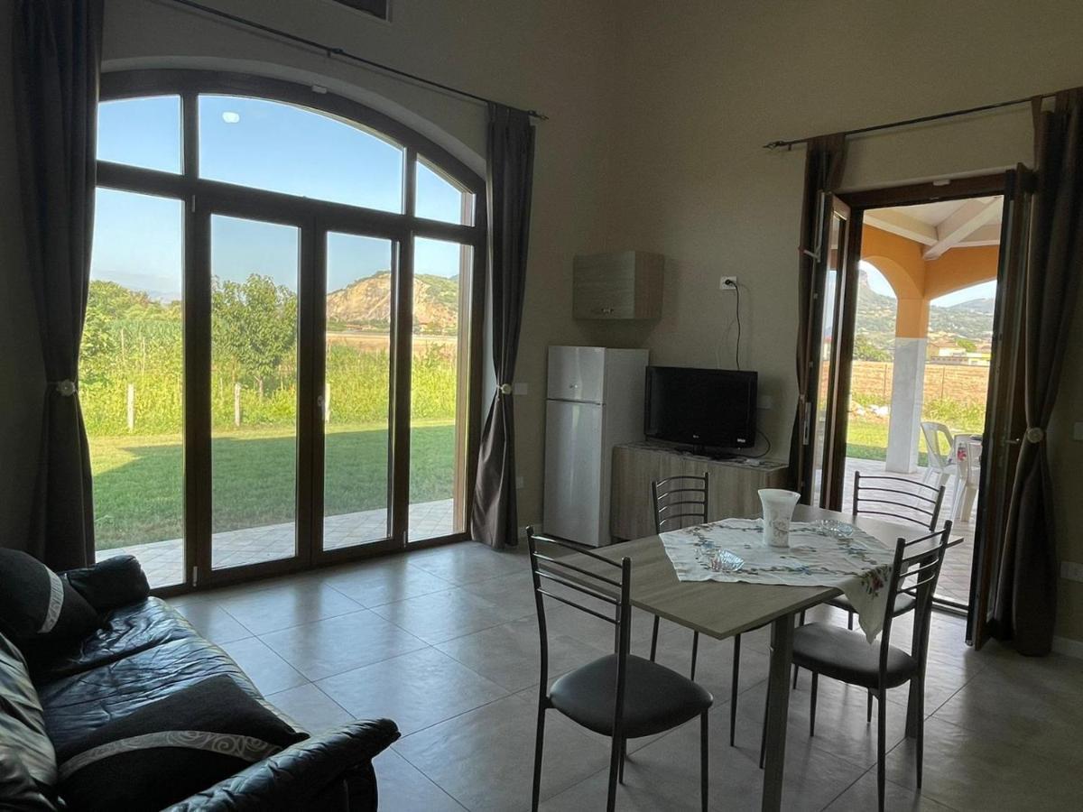 Callimaco'S Home Eden Paestum Exterior photo